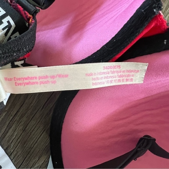 Victoria’s Secret PINK WEAR EVERYWHERE PUSH-UP BRA Size 34DD - Picture 4 of 4